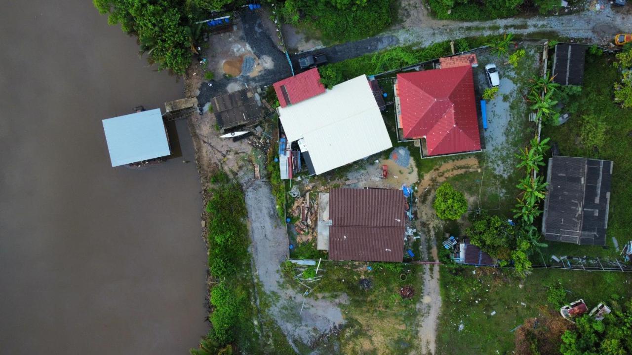 Qimmy Riverside Floating Cabin 瓜拉丁加奴 外观 照片